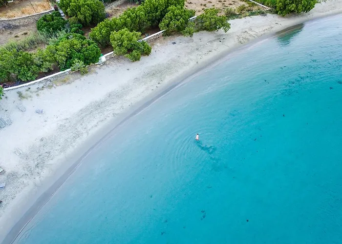 Cavos Aparthotel Agios Sostis (Tinos)