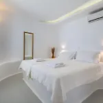 Cavos Aparthotel 4*