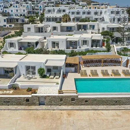 Ξενοδοχείο με διαμερίσματα Cavos 4*