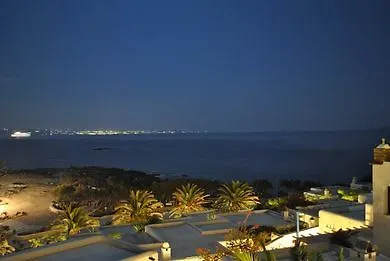 Cavos Apartahotel