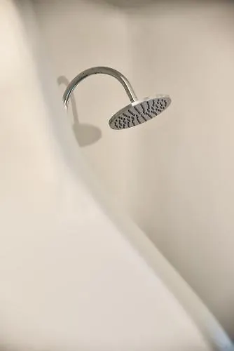 מלון דירות Cavos 4*