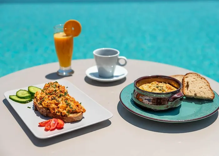 Ξενοδοχείο με διαμερίσματα Cavos Άγιος Σώστης